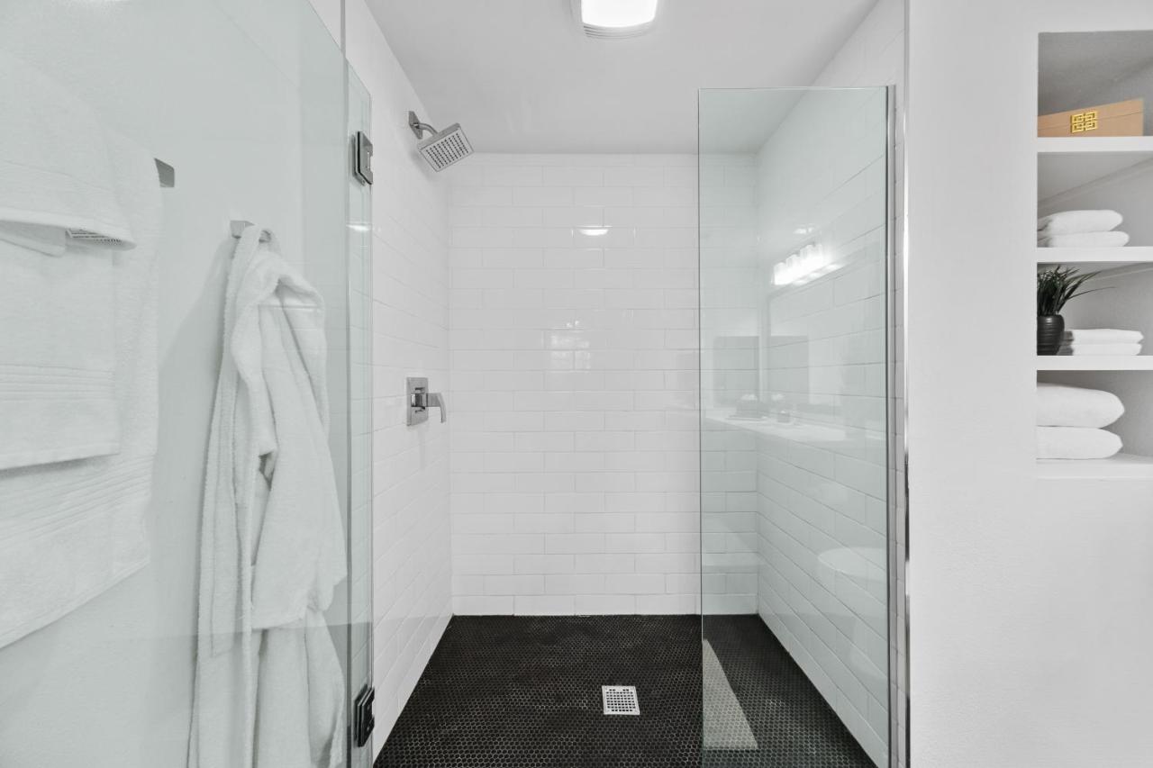 לוס אנג'לס Fairfax District Chic City Oasis 2 Bedroom Apt With Den 136 מראה חיצוני תמונה