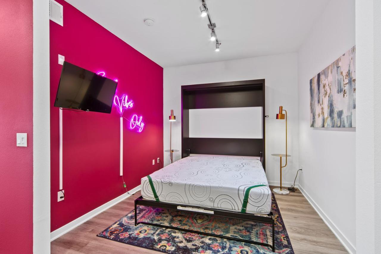 לוס אנג'לס Fairfax District Chic City Oasis 2 Bedroom Apt With Den 136 מראה חיצוני תמונה