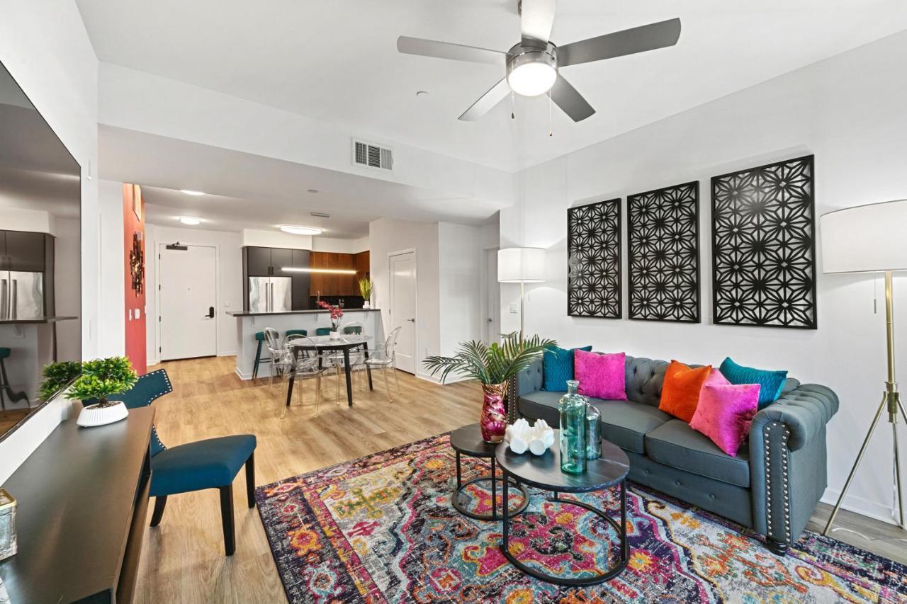 לוס אנג'לס Fairfax District Chic City Oasis 2 Bedroom Apt With Den 136 מראה חיצוני תמונה