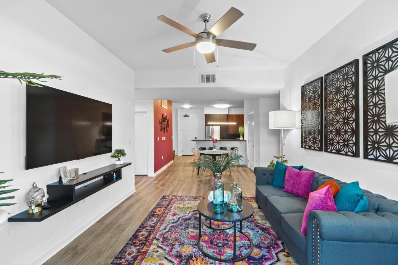 לוס אנג'לס Fairfax District Chic City Oasis 2 Bedroom Apt With Den 136 מראה חיצוני תמונה