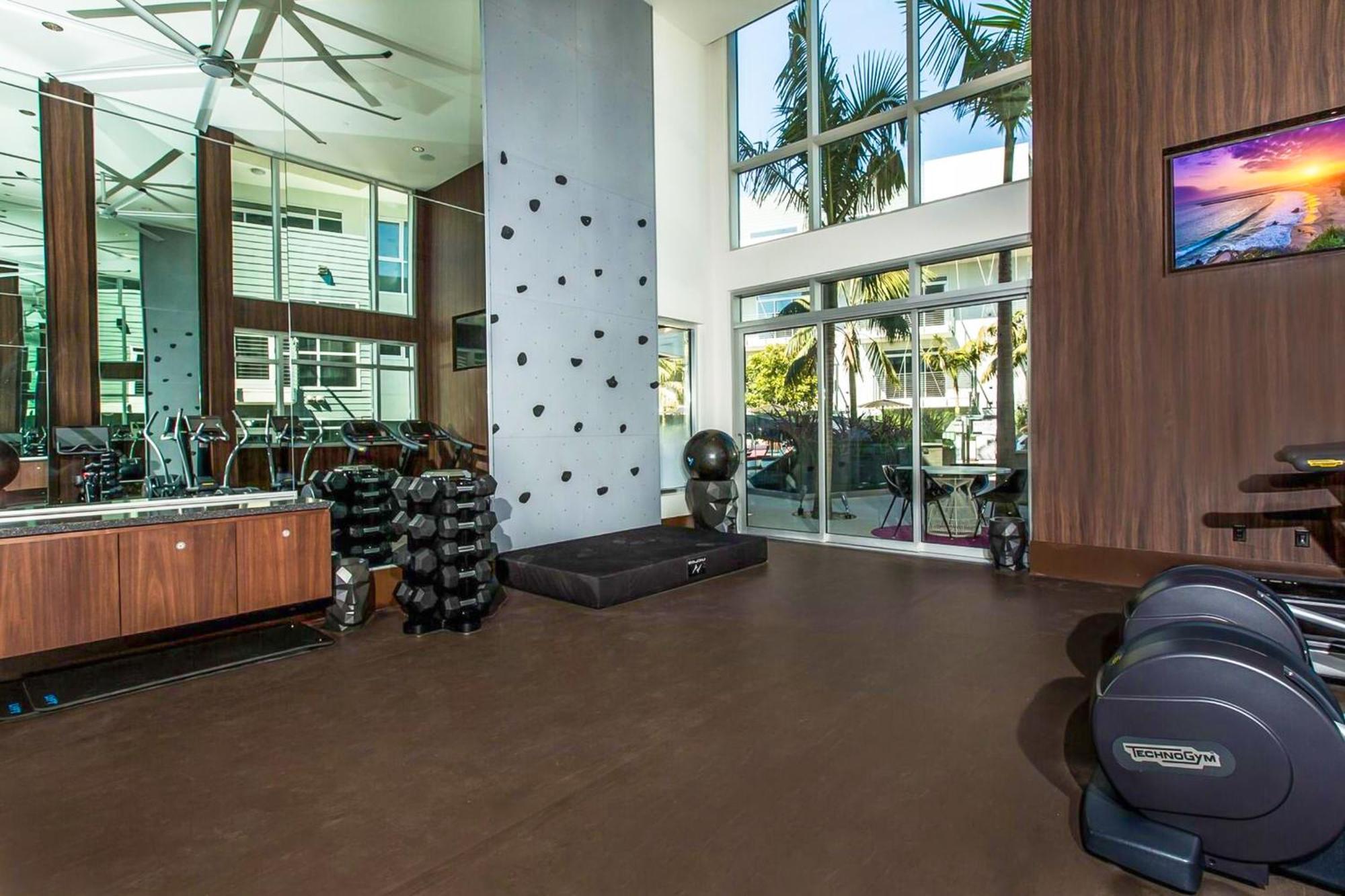לוס אנג'לס Fairfax District Chic City Oasis 2 Bedroom Apt With Den 136 מראה חיצוני תמונה
